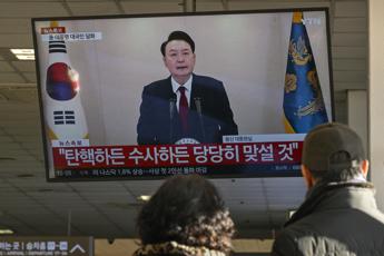 Corea del Sud, il presidente Yoon non cede: "Combatterò fino alla fine"