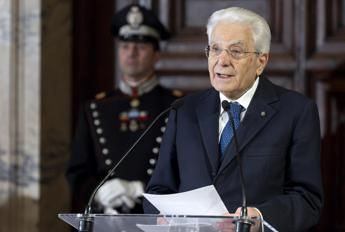 Mattarella: "Tornano le sirene del settarismo nazionalistico"