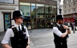 Allarme bomba a Londra, evacuati uffici e negozi a Regent Street