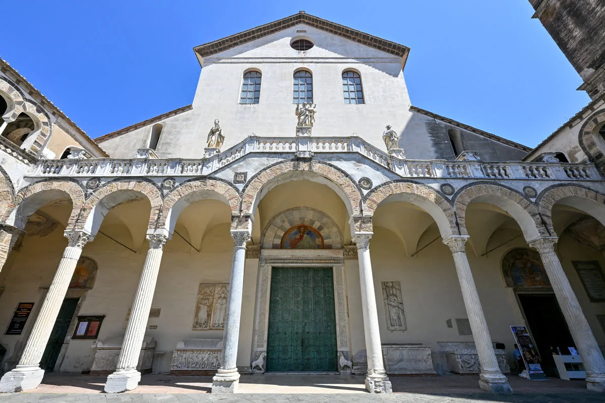 La cripta del Duomo di Salerno